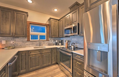 Waldport Cottage | Sanderling Sea Cottages, Unit 6 w/Beach Access!