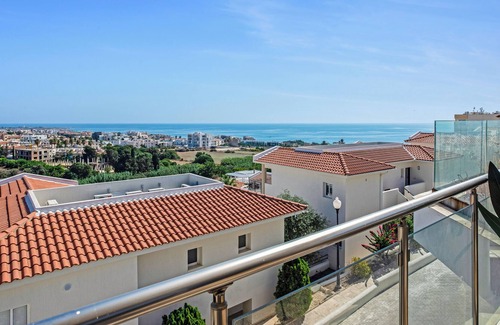 Chlorakas Apartment | Sanders Seaview