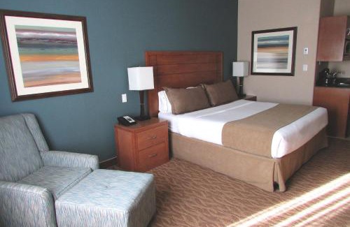 Squamish Hotel | Sandman Hotel and Suites Squamish