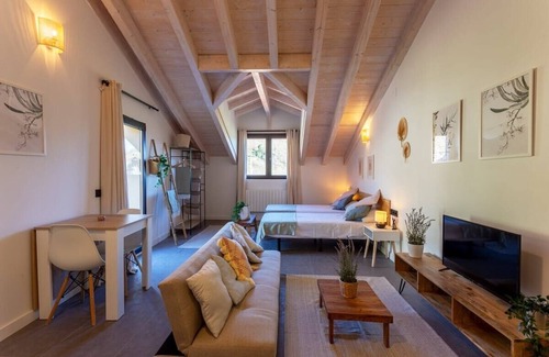Villafufre Cottage | Sandoñana · by Wehomes · Old Palace Lodge DA10