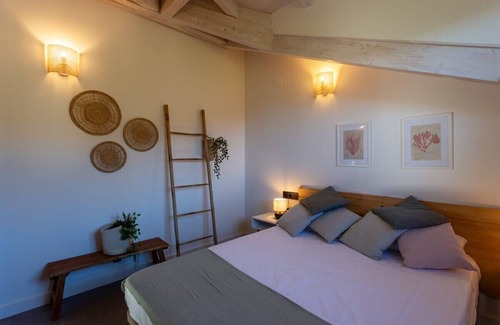 Villafufre Other | Sandoñana · by Wehomes · Old Palace Lodge DB5