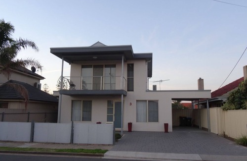 Largs North House | Sandrift Beach House (Largs North)