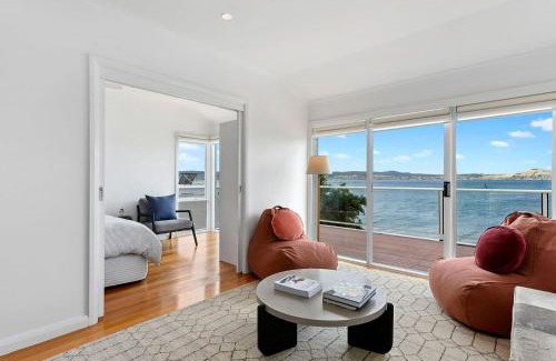 Sandy Bay House | Sandy Bay Beachfront Oasis direct beach access