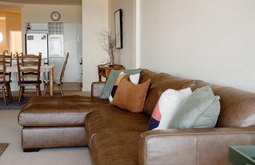 Port Fairy House | Sandy Nook Beachfront Bliss with uninterrupted Ocean Views