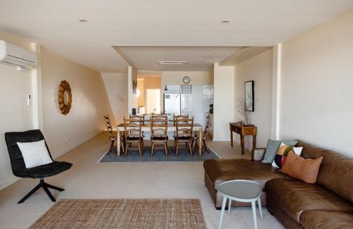 Port Fairy House | Sandy Nook Beachfront Bliss with uninterrupted Ocean Views