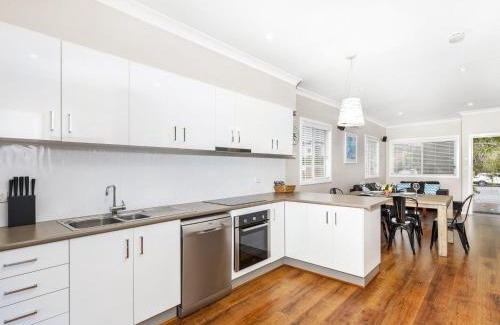 Forster House | Sandy Toes