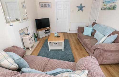 Saundersfoot House | Sandyhill House