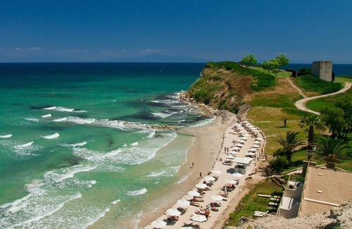 Sane House | Sani Olive Stone Gem - The Ultimate Summer Getaway