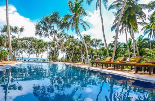 Ranna Hotel | Sanjis The Seaside Cabanas