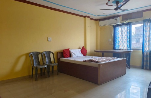 Varanasi Hotel | Sanskriti Paying Guest House