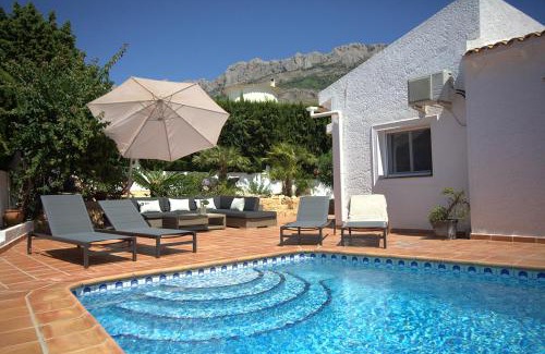 Altea la Vella Ski Chalet | Santa Belgica