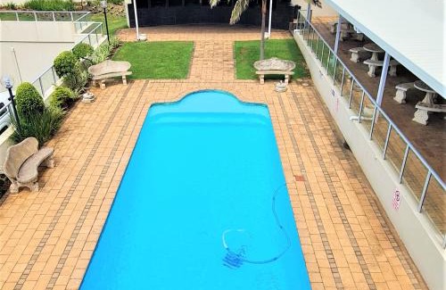 Margate Beach Apartment | Santorini 203A