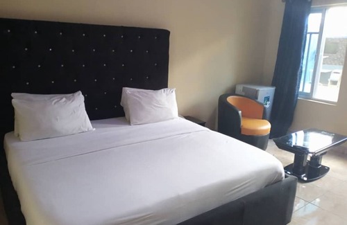 Lagos Hotel | SANTRICK Hotel