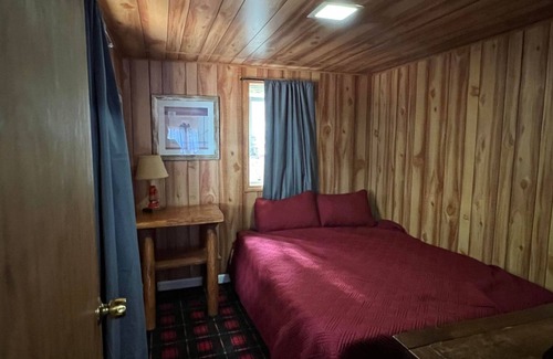Gaylord Cabin | Sarah's Cabin on Otsego Lake