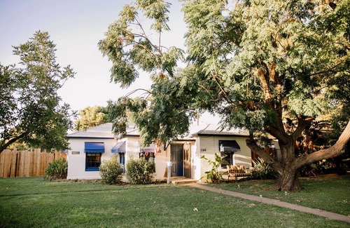 Woodlea House | Sarah's Sanctuary-Renovated Midtown Melrose Home With Pool-Heated with surcharge