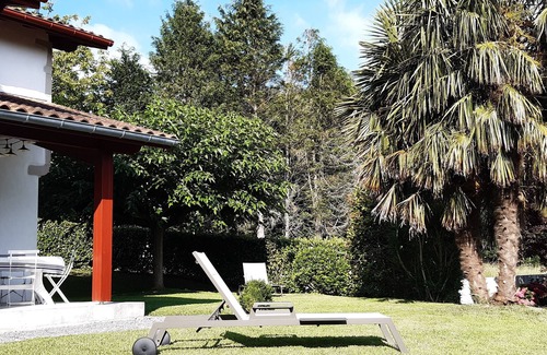 Sare House | Sare, between ocean and mountains