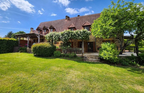 Tamnies House | Sarlat, Lascaux, Tres Calme, Tres Belle vue au Coeur du Perigord Noir