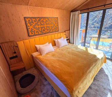 Medeu District Hotel | SarySai