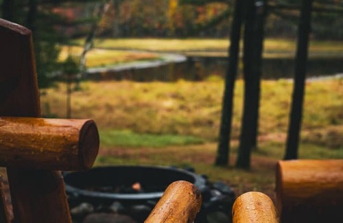 Conover Cabin | Sasquatch Sanctuary Tiny Log Home on 10 Acres