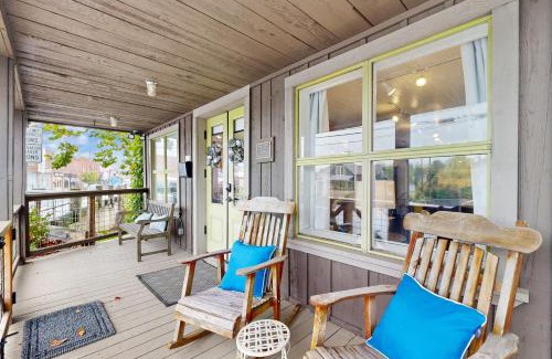 Waynesville House | Sassafras Cottage