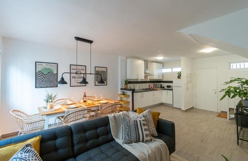 Beiro Apartment | SATU GRANADA: Modern Apartment in the Albaicín