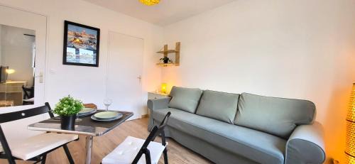 Bourg-la-Reine Apartment | Sauge Magnifique studio, RER B à 850m, Parking
