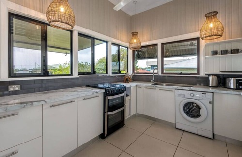 Westcourt House | Savannah House - Two Homes in One
