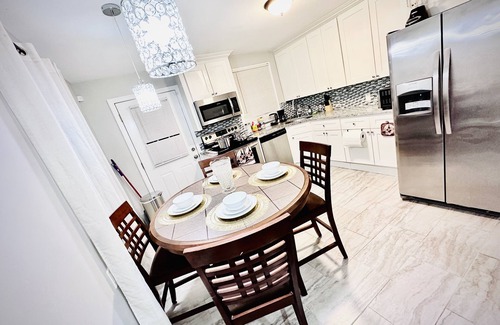 Mastic Beach House | Savvy Beach Stay