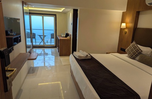 Mahabaleshwar Hotel | Savyasaachi by Leela Resort