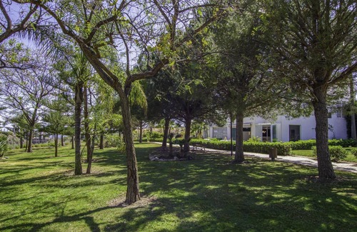 Marbella Ski Chalet | SC8. Exclusive Luxury Townhouse for Holiday Rentals.