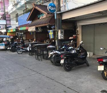 Central Pattaya House | Scandalic Bar and Guest house