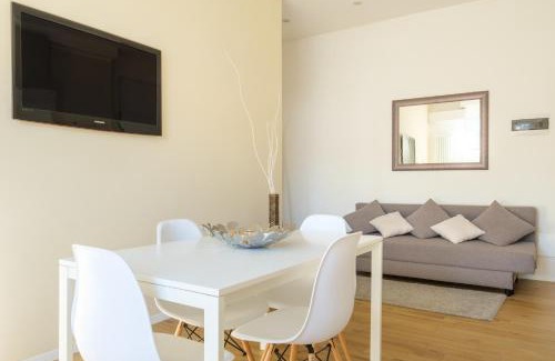 Saragozza-Porto Apartment | Scandellari Apartments, Style & comfort - Stairs access only