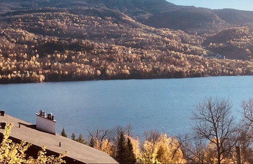 Mont-Tremblant Condo | Scandinavian style 2BDR Mezzanine with Lake and Mountain View