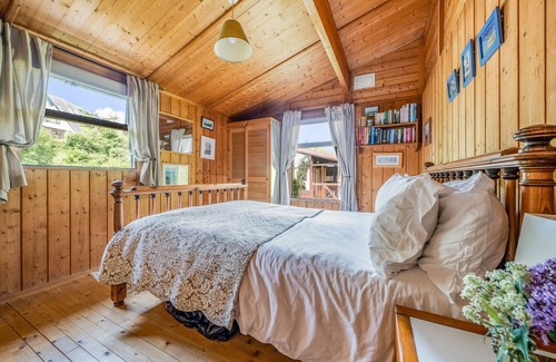 Rock Cabin | Scandinavian Style Chalet, Rock, Cornwall