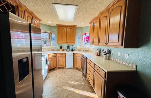 Farmers Branch House | Scarlet Oak Home: Charming 3-bedroom house in Farmers Branch