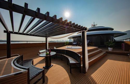 Bai Chay Boat Rental | Scarlet Pearl Cruises - Wonder On Lan Ha Bay