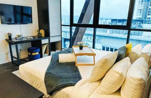 Kuala Lumpur City Centre Apartment | Scarletz Suites Klcc by Purple Orchid