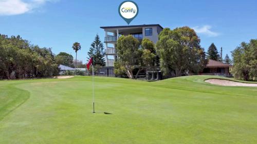 Batemans Bay Apartment | Scenic Batemans Bay Stay Near Golf Course