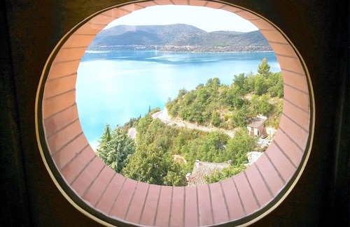Sainte-Croix-du-Verdon House | Scenic Village Home with Lake Panorama