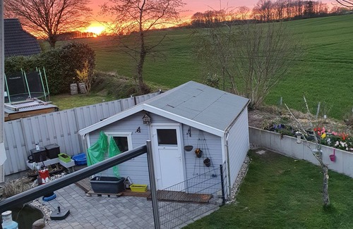 Wankendorf Apartment | Schöne Ferienwohnung in Ruhiger Wohnsiedlung mit Unverbautem Feldblick