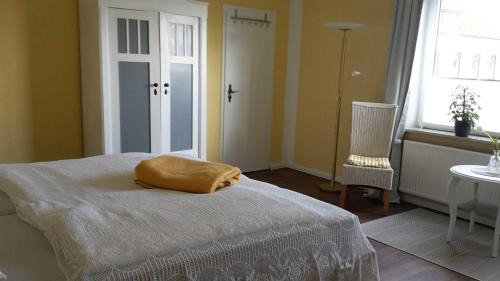 Stoltebuell Apartment | Schöne Ferienwohnung Im alten Gasthaus in Stoltebüll