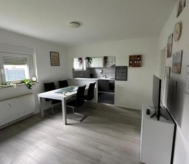Vogelheim Apartment | Schöne Wohnung am Rot-Weiss Essen Stadion E04 und E01
