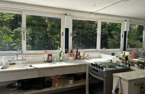Sao Sebastiao Apartment | Schönes Haus direkt am Fluß in der Mata Atlantica