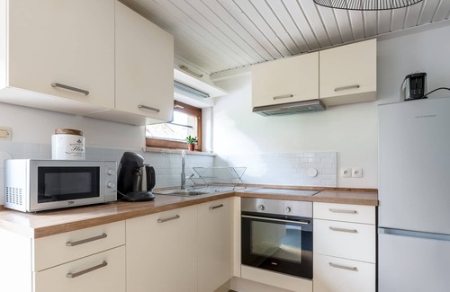 Eckbolsheim Apartment | Schlofa - One Bedroom Apartment, Sleeps 2