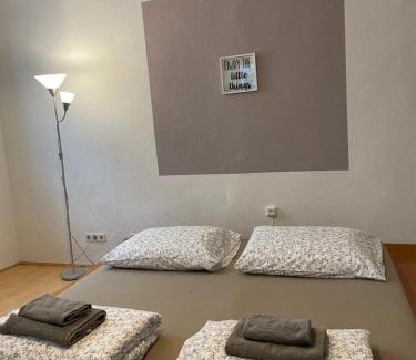 Landstrasse House | Schloss Belvedere Private Rooms
