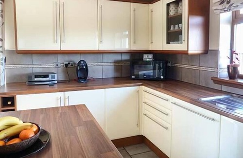 Ellon Cottage | SCHOOLHILL CROFT, family friendly, character holiday cottage in Ellon