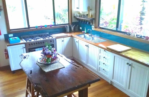 Way Way House | Scotts Head Retreat - Secluded Property