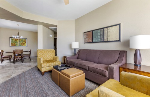 Scottsdale Links Resort | Scottsdale Links Resort-2 BEDROOM 1 KING 1 QUEEN SUITE HEARING ACCESSIBLE
