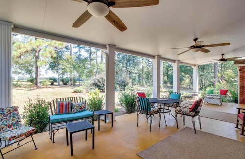 Ashford House | Screened Porch: Peaceful Country Escape in Ashford