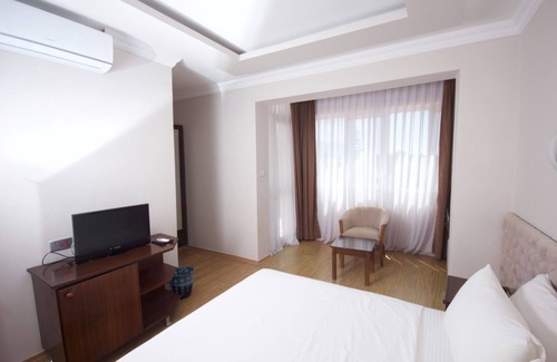 Karaoglanoglu Hotel | Sea and Mountain Views, Prime Location Near Casino,Unbeatable Stay